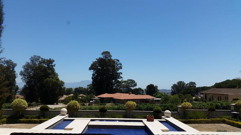 6 Bedroom Property for Sale in Klein Zevenwacht Western Cape